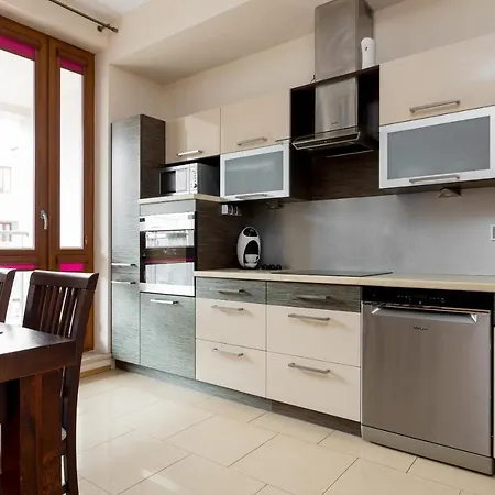Wilanow 2-bedroom * Varşova