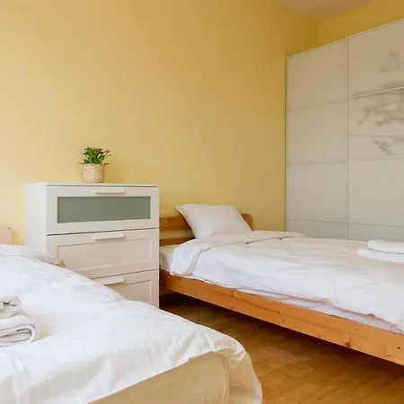 Wilanow 2-bedroom * Varsavia